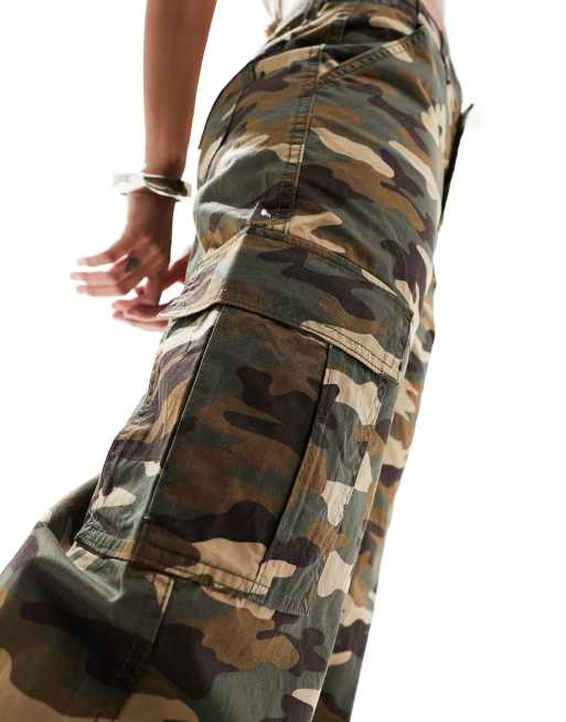 Womens levi camo pants sales