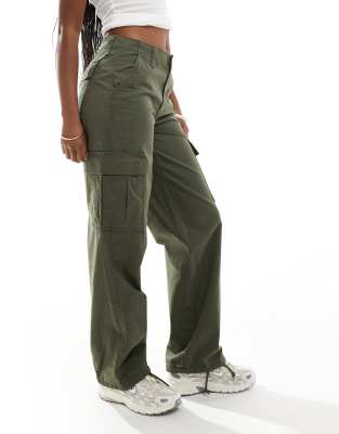 Levi's Levi's 94 baggy cargos in khaki-Green