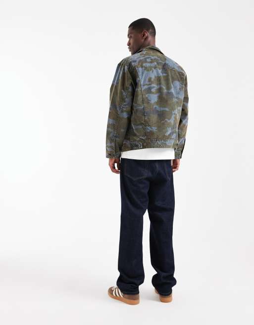 Levi's afslappet denim trucker-jakke med camouflageprint i grøn, 4 af 5