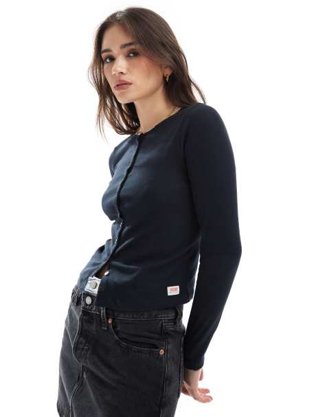 Levi's - Ajourgebreide top met lange mouwen en knopen aan de voorkant in zwart - view 1