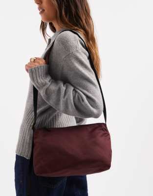 Levi's Levi's Ali small nylon shoulder bag in deep red