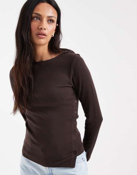 Levi's allie asymmetric long sleeve jersey top in khaki - view 1