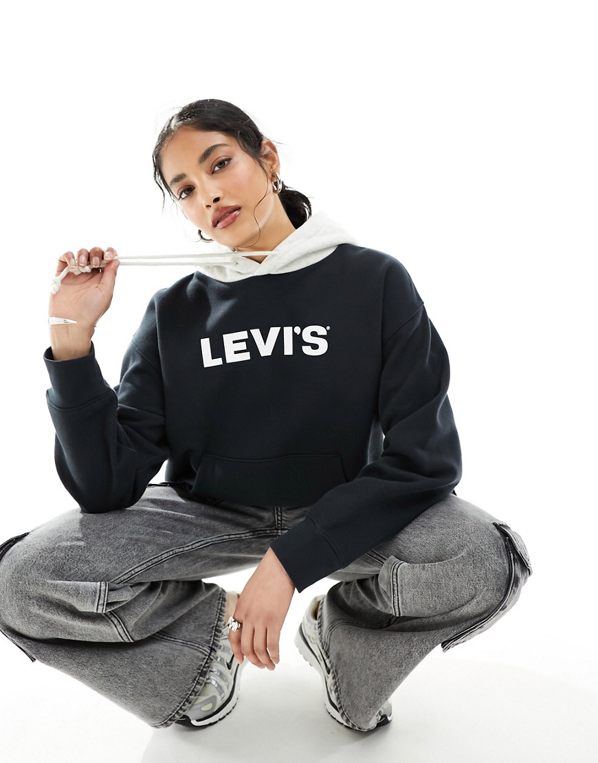 Levi's Ash Hoodie with chest logo in black