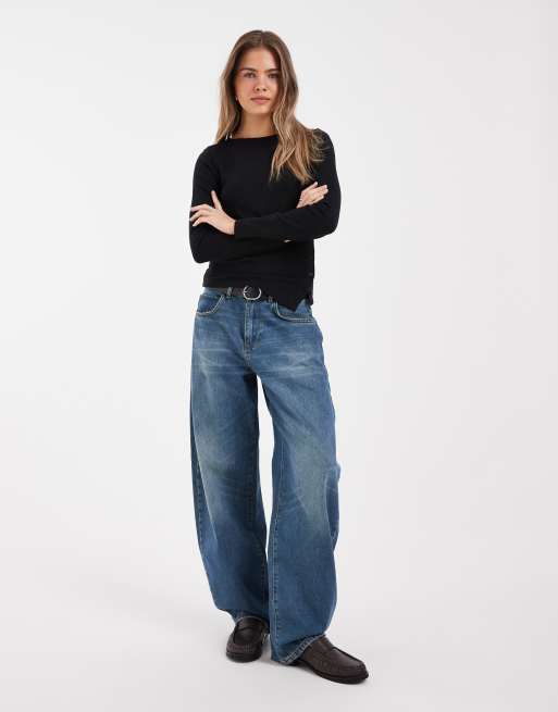 Levi's asymmetrisches Jersey-Oberteil mit langen Ärmeln in Schwarz, 2 von 4