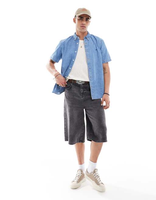 Levi's authentic logo short sleeve denim shirt in light blue, 3 of 4