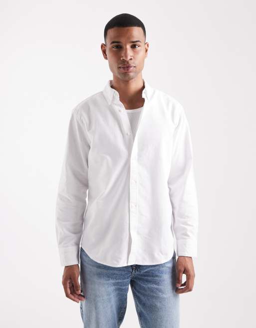 Levi's authentic tonal logo button down relaxed fit oxford shirt in white