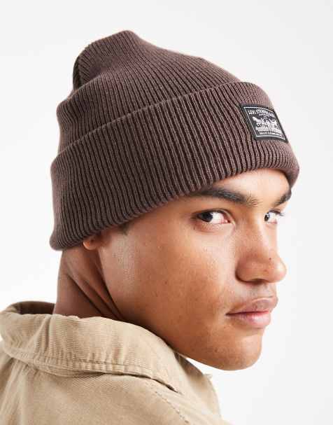 Levi's - Backpatch - Gebreide beanie in donkerbruin - view 1