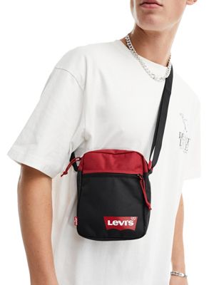 Levi's bag with logo in red