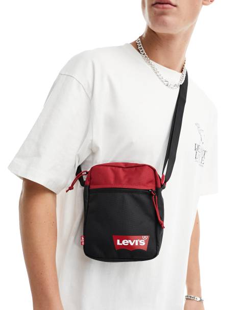 Levi's bag with logo in red