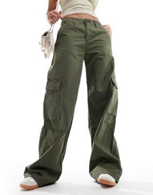 Levi's baggy cargo trousers in green