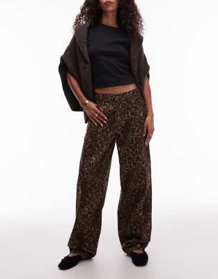 Levi's Baggy Dad Jeans In Brown