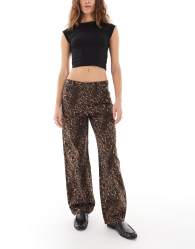 Levi's baggy dad jeans in leopard print