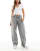 Thumbnail 1 van 5