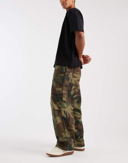 Levi's baggy field cargo trousers in camo print, 3 of 5