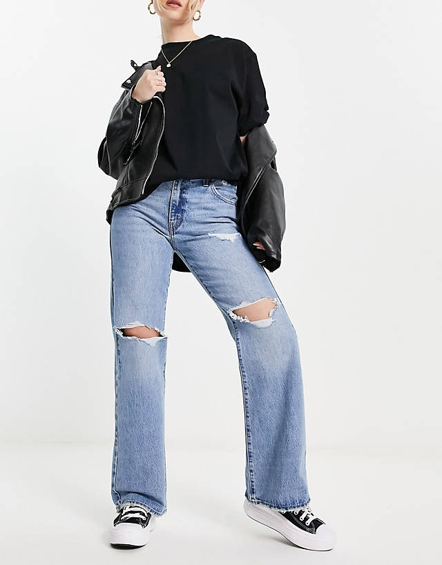 Levi's - baggy knee rip bootcut flare jeans in light wash