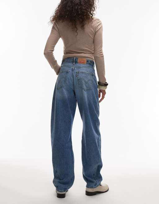 Levi's – Barrel-Leg-Jeans in Mittelblau