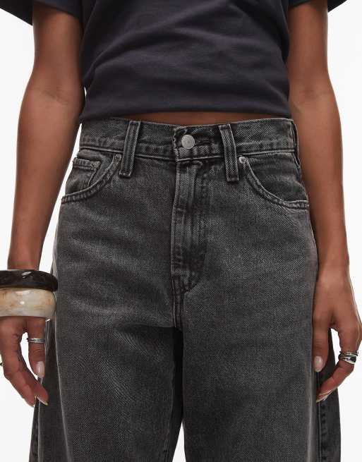 Levi's – Barrel-Leg-Jeans in verwaschenem Schwarz