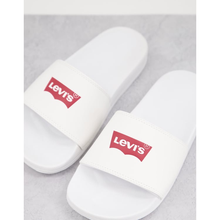 Levis batwing store sliders