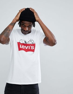Levi's batwing logo snoopy t-shirt | ASOS