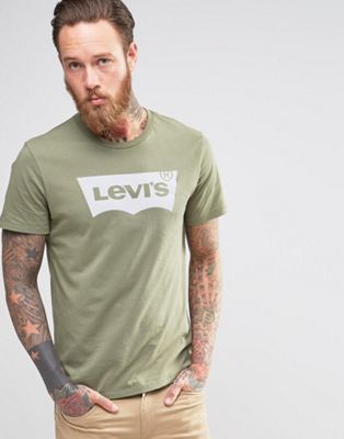 Levi's Batwing Logo T-Shirt Green | ASOS