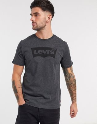 grey levis tshirt