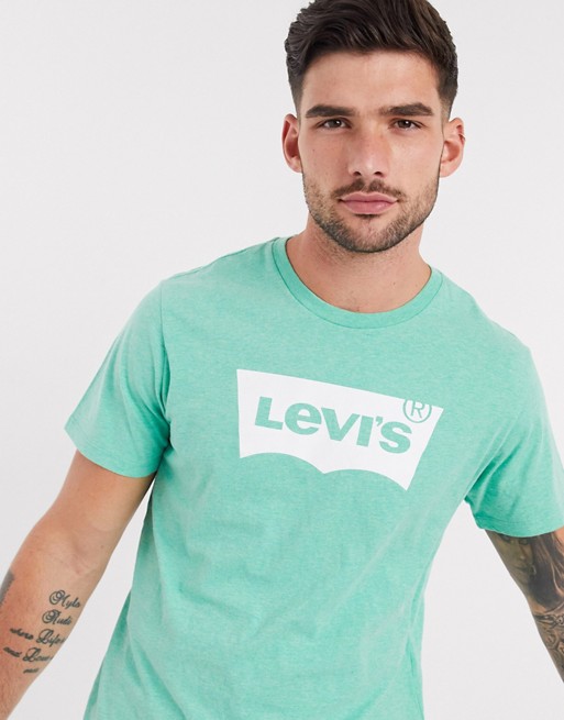 Levi's batwing logo t-shirt in green