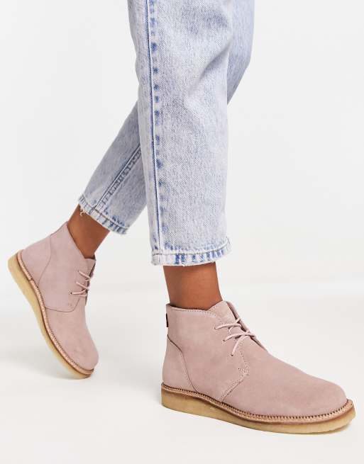 Levi's Bern suede boots in pink | ASOS