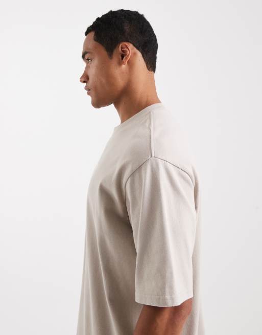 Levi's – Beżowy T-shirt oversize z rękawami do łokcia i logo batwing, 4 z 5