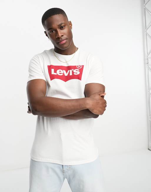 Levi's – Biały t-shirt z logo w kształcie skrzydeł nietoperza