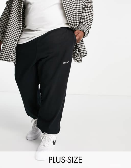 Levi's Big & Tall trackies with small logo in black