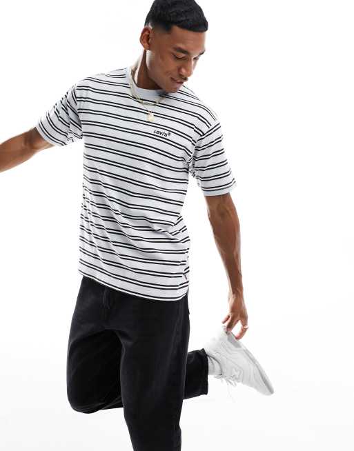 Levi's – Blårandig t-shirt i oversize och vintagestil med logga