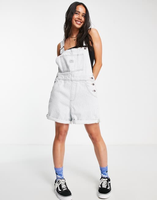 Levi's – Blau gestreifte Vintage-Latzhose aus Denim in heller Waschung