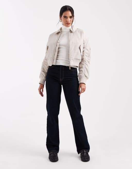 Levi's – Bomberjacke aus Nylon in Schwarz mit gerafften Ärmeln in Grau, 3 von 4