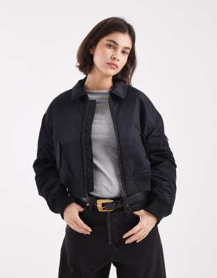 Levi's - Bomberjacke aus Nylon in Schwarz mit gerafften Ärmeln