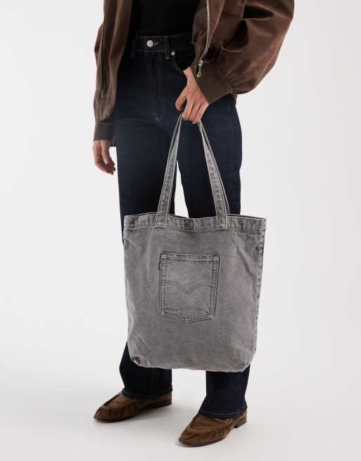 Levi's - Borsa shopping in denim grigia con design con tasca posteriore, 2 di 4