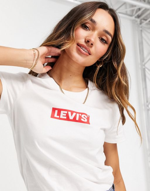 Levi's box tab t-shirt in white | ASOS
