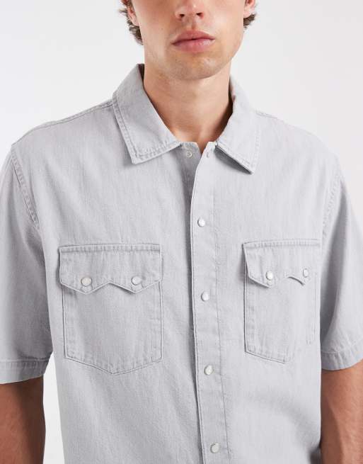 Levi's boxy lightweight denim western shirt in grey, 3 of 5