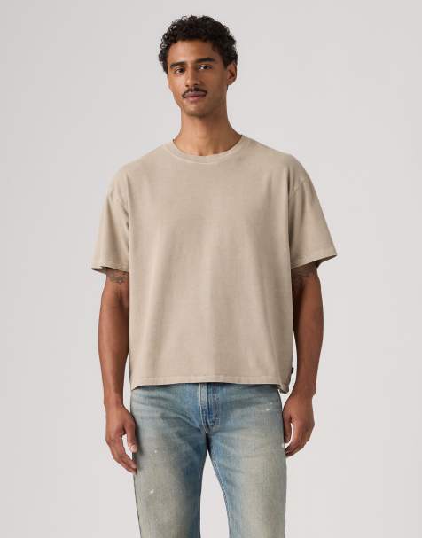 Levi's boxy T-shirt in beige - view 1
