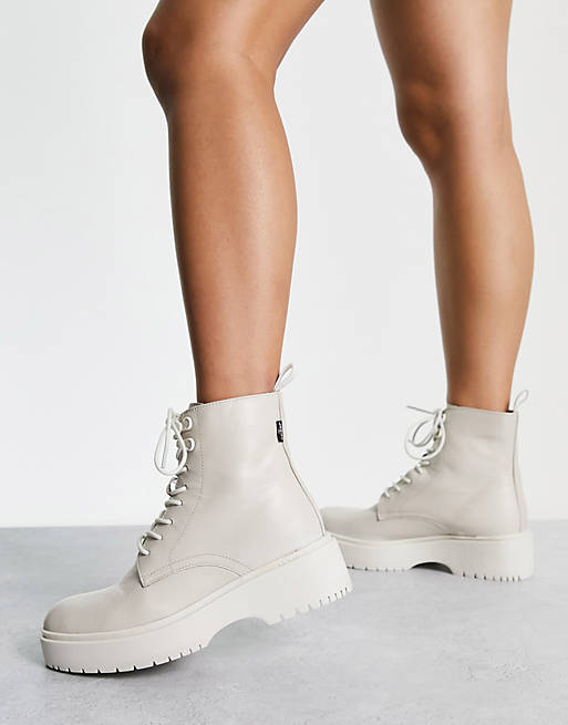 Levi's Bria lace up leather boots in off white | ASOS