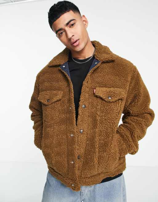 Levi's - Brun truckerjakke i imiteret lammeskind