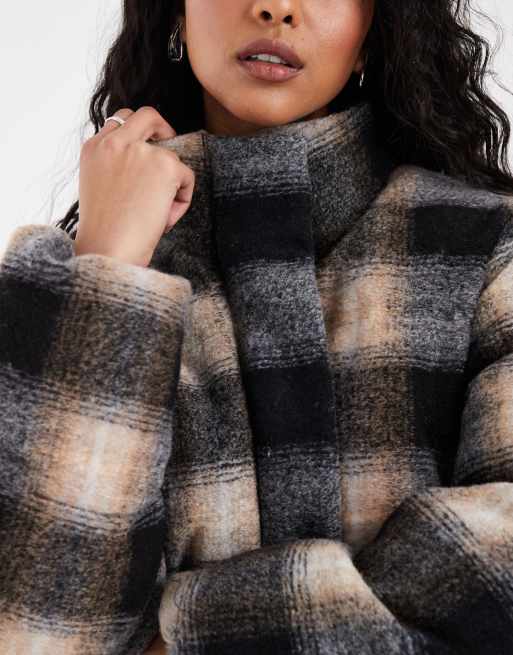 Levi's brynn crop texturedpuffer jacket with check in brown, 2 of 4
