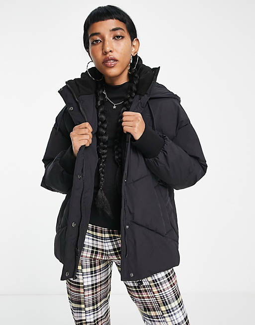Levi's bubble hooded padded jacket in black | ASOS