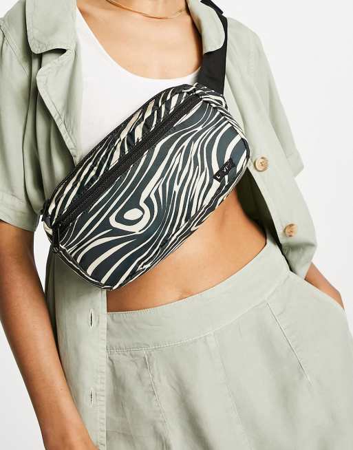 Zebra print fanny online pack