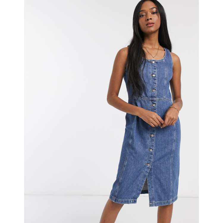 A denim pinafore for all the low-key style of your favorite jeans  withoutyou knowhaving to wear p…