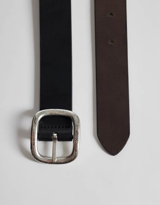 Levi's Cameron omkeerbare leren riem in zwart, 2 van 3