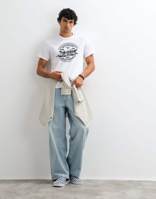 Levi's - camiseta blanca con estampado gráfico, 3 de 5