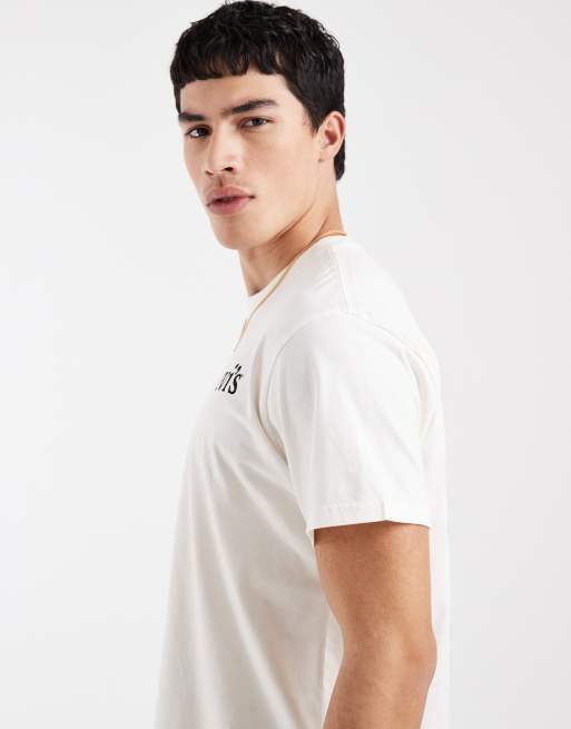 Levi's - camiseta blanca holgada con estampado gráfico en la espalda, 4 de 5