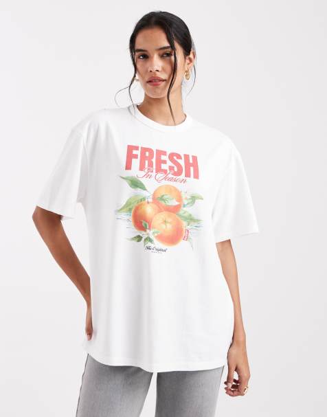 Levi's - camiseta con estampado gráfico en blanco - view 1