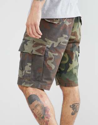 camo levi shorts