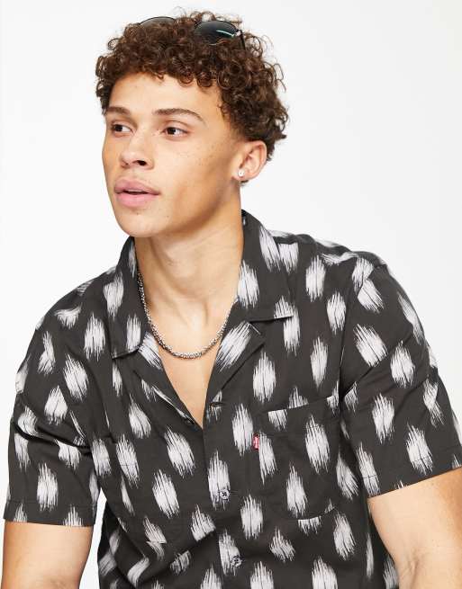 Levi's - Camper - Overhemd met reverskraag en abstracte stippenprint in zwart